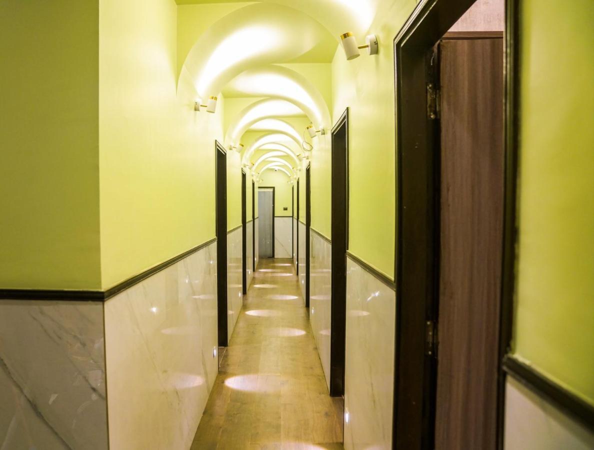Hotel Lime Wood ムンバイ エクステリア 写真